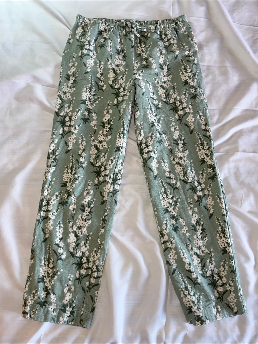 Garnett Hill 100% Organic Cotton Sage Green White Floral Flannel Pajamas Sz M - Picture 9 of 14
